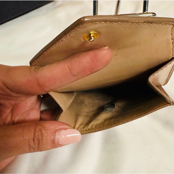 Prada Tan Micro wallet with gold hardware - Picture 7 of 8